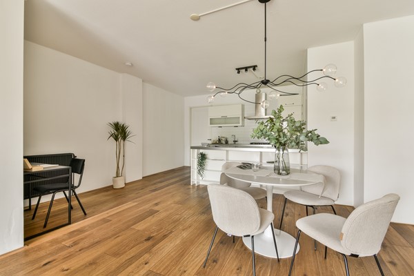 Medium property photo - Van Oldenbarneveldtstraat 52M, 1052 KC Amsterdam